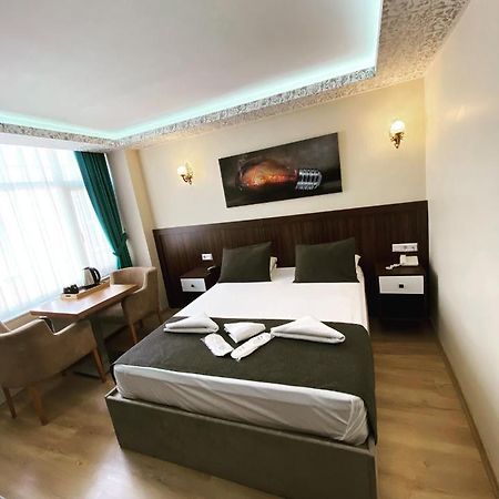 Ueskuedar Otel Istanbul Exterior photo