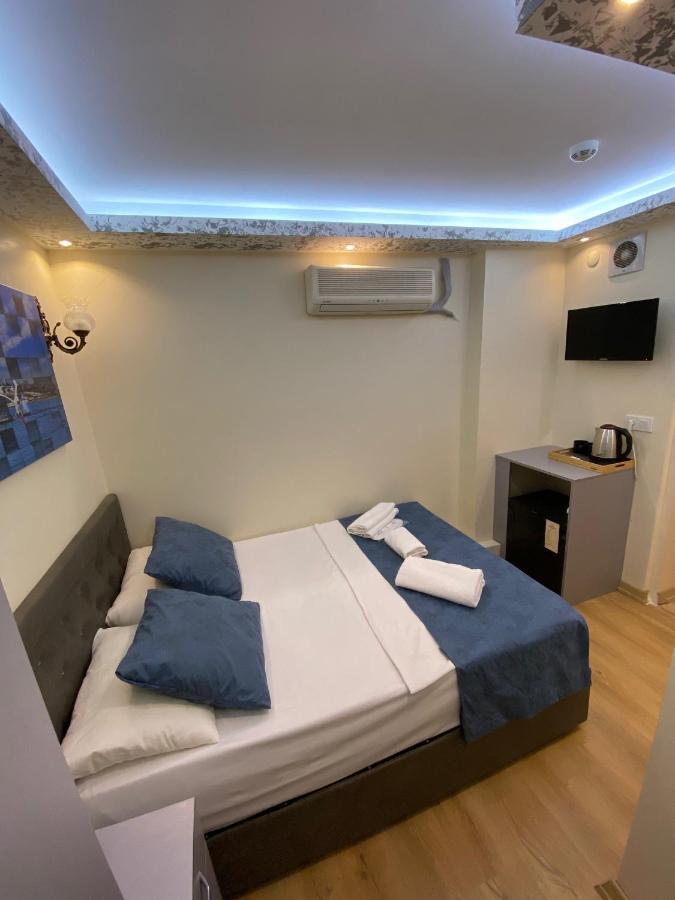 Ueskuedar Otel Istanbul Exterior photo